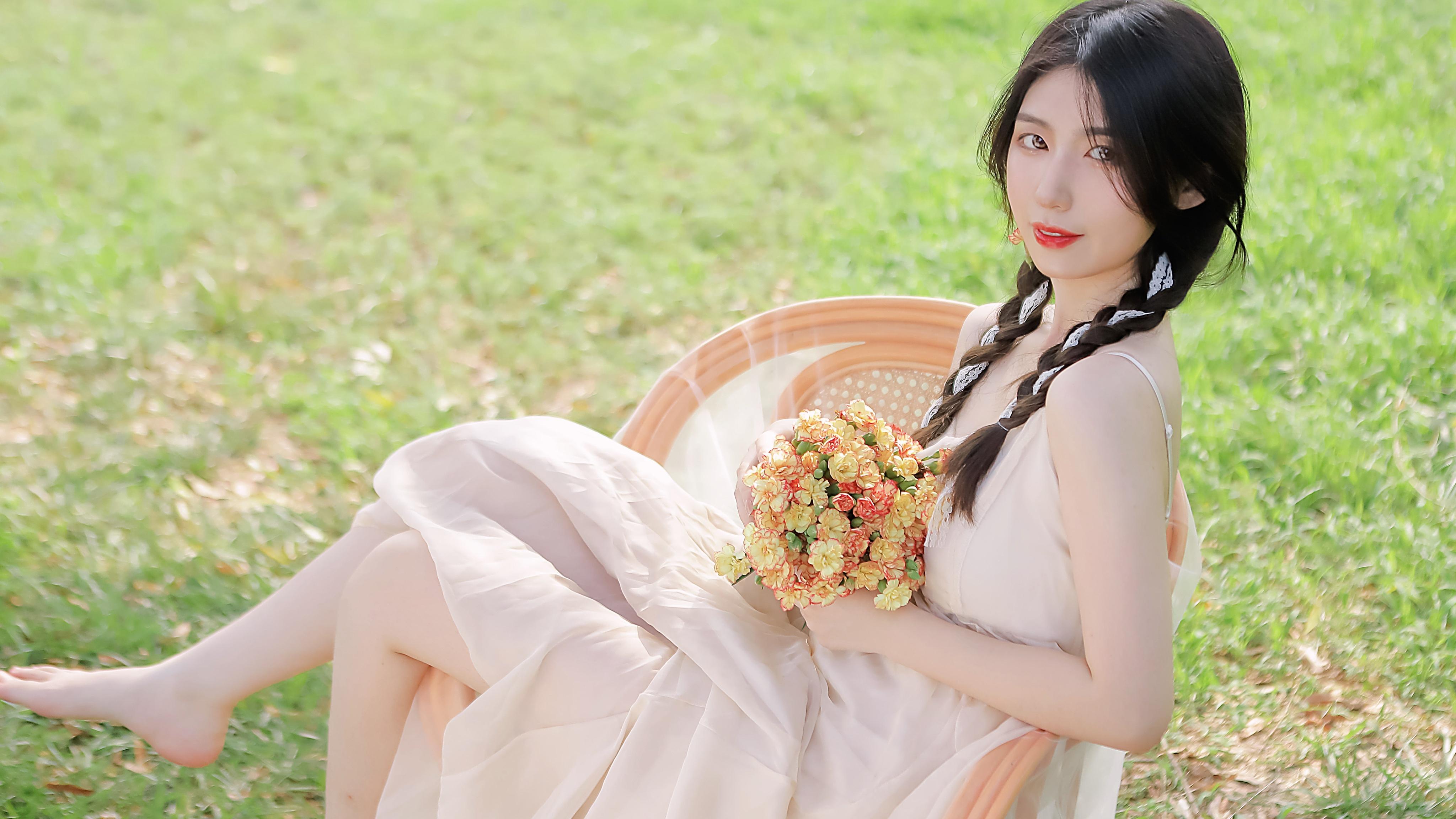 海外校友子女探访玉虚宫 感受武当文化